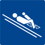 Schwimmbadschild - Kinder vor Erwachsenen liegend rutschen